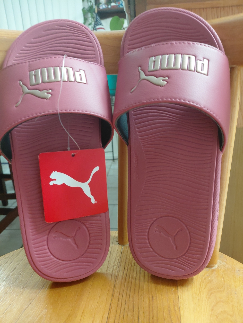Brand New Women's Puma Pink Slide Sandals
